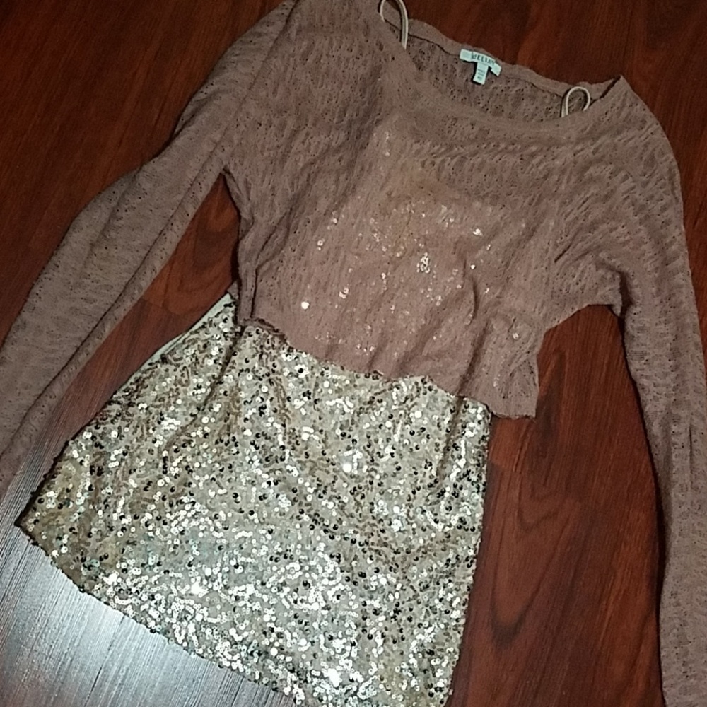 Top - Picture 3 of 4